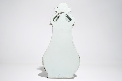 A Chinese Imari style wall fountain and cover, Kangxi