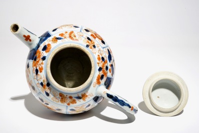 A large Chinese Imari style globular teapot and cover, Kangxi