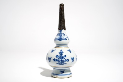A Chinese blue and white silver-mounted water sprinkler for the Islamic market, Kangxi