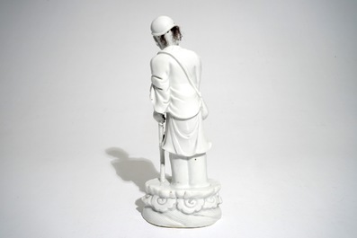Een Chinees Dehua blanc de Chine model van de onsterfelijke Li Tieguai, 19e eeuw