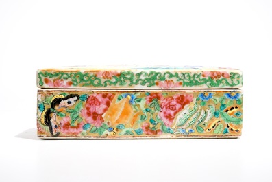 A rectangular Chinese Canton famille rose box and cover, 19th C.
