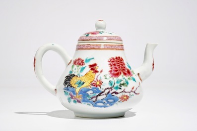 A Chinese famille rose rooster teapot and cover, Yongzheng