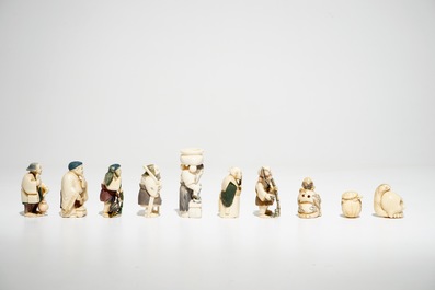 Eighteen Chinese and Japanese ivory netsuke, 19/20th C.