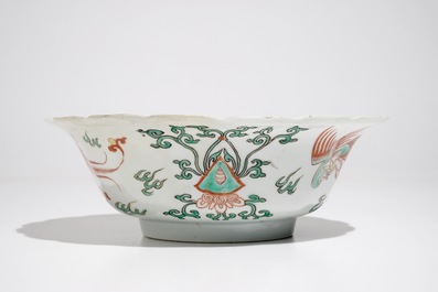 A Chinese famille verte lobed bowl with antiquities design, Kangxi