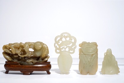 Vier Chinese jade snijstukken, 19/20 eeuw