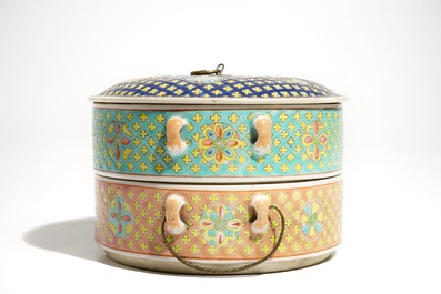 A Chinese two-tier famille rose box and cover for the Straits or Peranakan market, 19th C.