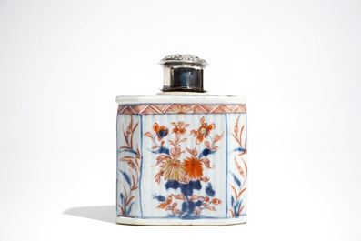 Two Chinese blue and white chargers and a silver-mounted Imari style tea caddy, Kangxi/Qianlong