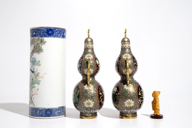 A Chinese qianjiang cai hat stand, a pair of cloisonn&eacute; vases and a carved wood figure, 20th C.