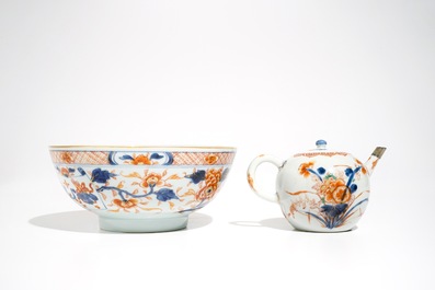 A Chinese verte-Imari teapot and an Imari style bowl, Kangxi