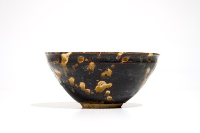 A Chinese Jizhou tortoise shell-glazed bowl, Southern Song Dynasty or later