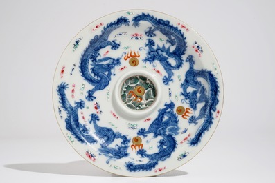 A Chinese famille rose cup and stand with dragon design, Qianlong mark, 19/20th C.