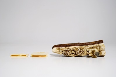 A Chinese ivory model of a reading boy and a Canton card holder, 19/20th C.