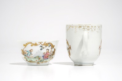 Deux tasses et une soucoupe en porcelaien de Chine famille rose &agrave; d&eacute;cor de chasseurs europ&eacute;ens, Qianlong