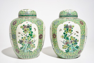 A pair of Chinese verte biscuit ginger jars and covers, 18/19th C.