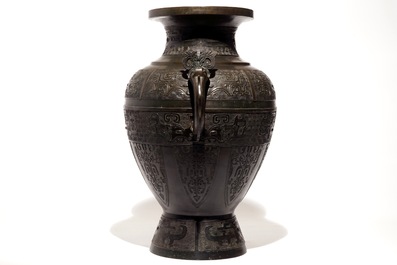 A large Chinese bronze vase in archaic style, 19th C.