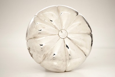 A fine large Chinese silver pumpkin-shaped condiments box and cover, Qing Yun, Tientsin, 18/19th C.