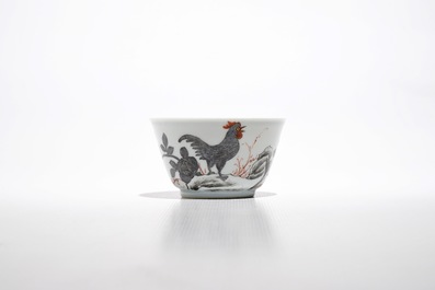 Six Chinese grisaille cups and five saucers with rooster design, Yongzheng/Qianlong