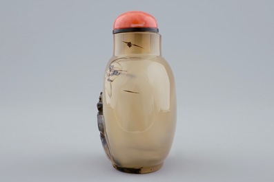 Une tabati&egrave;re en agate, Chine, 18/19&egrave;me