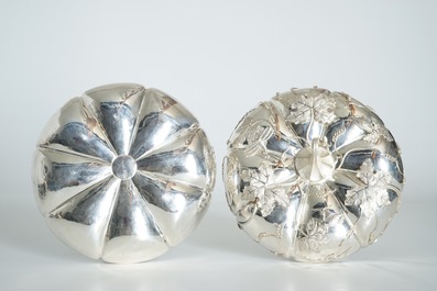 A fine large Chinese silver pumpkin-shaped condiments box and cover, Qing Yun, Tientsin, 18/19th C.