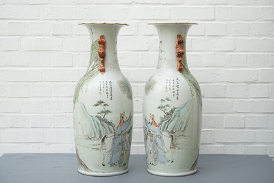 A pair of tall Chinese qianjiang cai vases with immortals, 19/20th C.