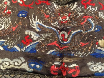 A Chinese embroidered silk Pi Ling formal court robe collar, Qing