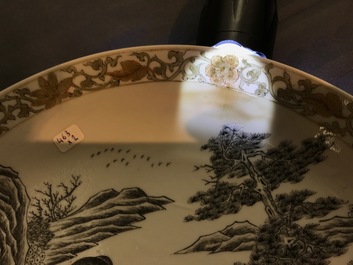 Un bol et une assiette en porcelaine de Chine grisaille &agrave; d&eacute;cor de buffles, Yongzheng