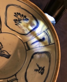 A Chinese blue and white kraak porcelain covered bowl, Wanli, and a floral bowl, Kangxi