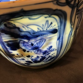 A Chinese blue and white kraak porcelain covered bowl, Wanli, and a floral bowl, Kangxi