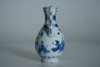 Une aigui&egrave;re en porcelaine de Chine bleu et blanc, &eacute;poque Transition
