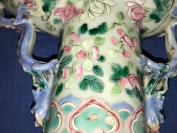 A Chinese famille rose moonflask with a court scene, 19th C.