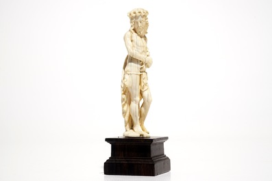 An ivory model of Christ standing, prob. Dieppe, 18/19th C.