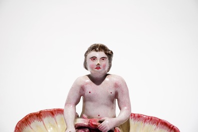 Un saleron figuratif en fa&iuml;ence de Sceaux, France, 18&egrave;me