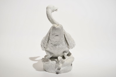 Un mod&egrave;le d'un cygne en porcelaine de Meissen en style blanc de Chine, Allemagne, 18&egrave;me