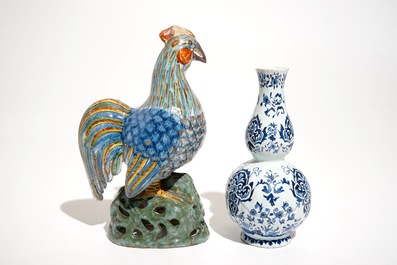 Un coq en fa&iuml;ence polychrome et un vase en bleu et blanc, D&egrave;svres, France, 19&egrave;me