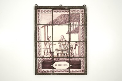 Een mangaan tegeltableau en drie Delftse schotels, 18/19e eeuw