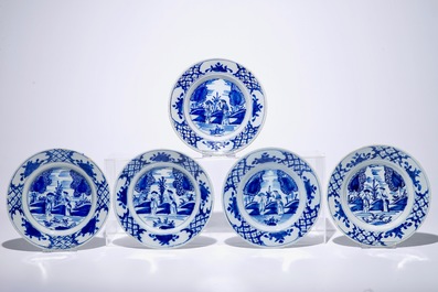 Een set van negen blauwwitte Delftse borden met een koppel in een landschap, 18e eeuw