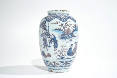 A fine Dutch Delft blue, white and manganese chinoiserie vase, 17th C.