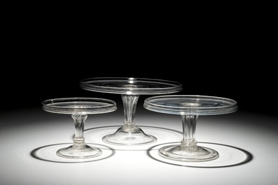 Three ascending English glass tazza on stem, 19th C.