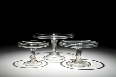 Three ascending English glass tazza on stem, 19th C.