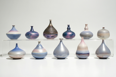 Elf modernistische vaasjes met diverse blauwe glazuren, Perignem en Amphora, 2e helft 20e eeuw