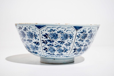 A large Dutch Delft blue and white floral bowl, 18th C.