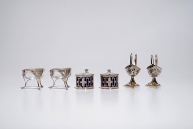 Two pairs of silver salvers and a pair of mustard jars, 19/20th C.