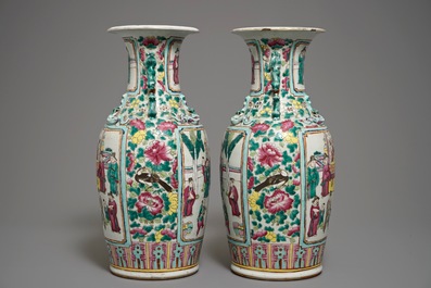 19世纪 粉彩人物瓷瓶 一对