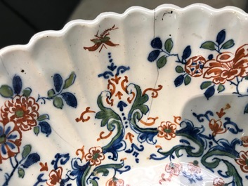 A gadrooned Dutch Delft cashmire palette bowl, ca. 1700