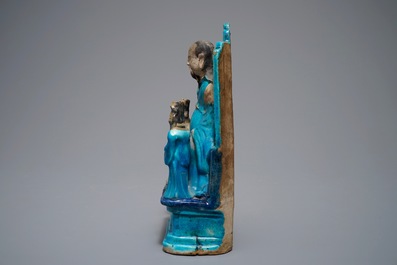 Un groupe de Zhenwu et ses attendants en porcelaine de Chine &eacute;maill&eacute; turquoise, Kangxi