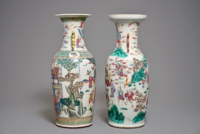 Deux grands vases en porcelaine de Chine famille rose, 19&egrave;me