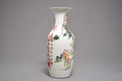 A large Chinese qianjiang cai vase with sages holding a scroll, 19/20th C.