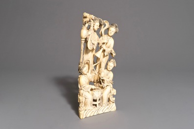 Un groupe de musiciennes en ivoire sculpt&eacute;, Chine, 19&egrave;me