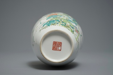A Chinese famille rose vase with a parrot among foliage, Ju Ren Tang mark, 20th C.