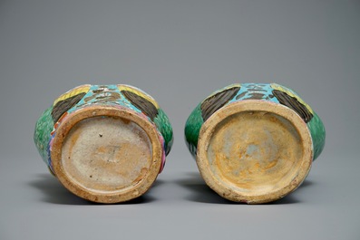 A pair of Chinese Dayazhai-style vases with dragons and phoenixes, 19/20th C.